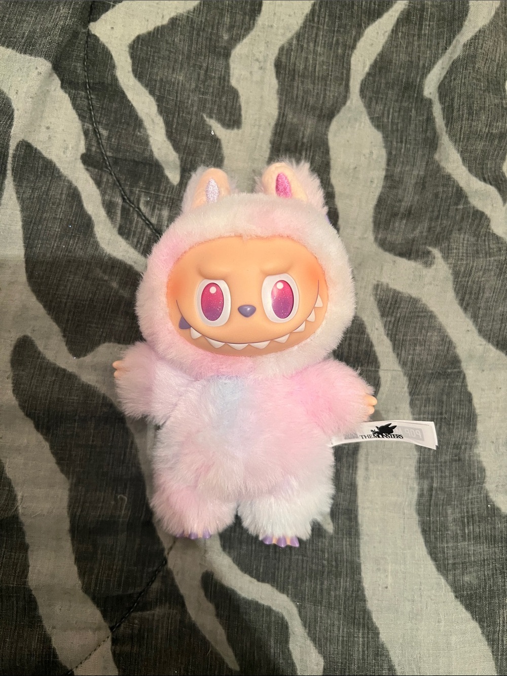 Labubu Big Into Energy - Luck